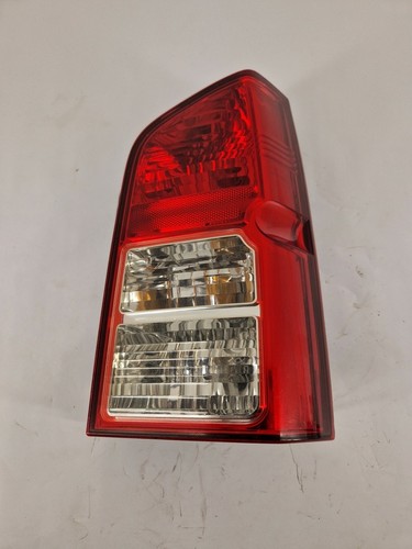Tail light right - tail,