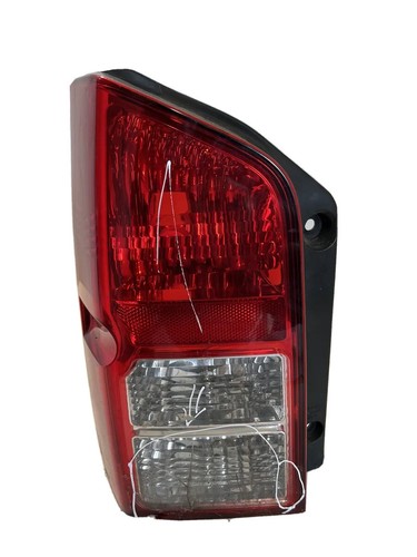 Nissan pathfinder tail light - pathfinder,