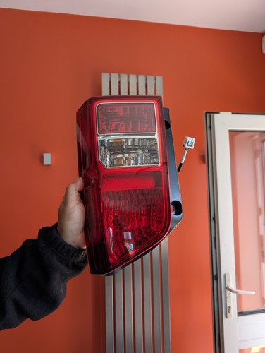 Nissan pathfinder rear - pathfinder, light